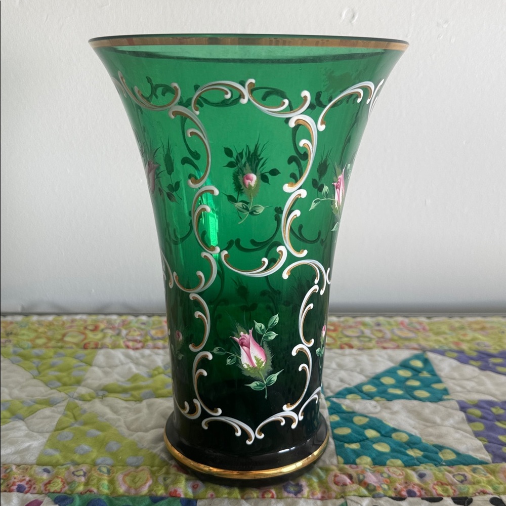 Vintage 1920s Bohemian (Czech) Emerald Green Art Glass, Floral Details, Gold Rim - Picture 3 of 5